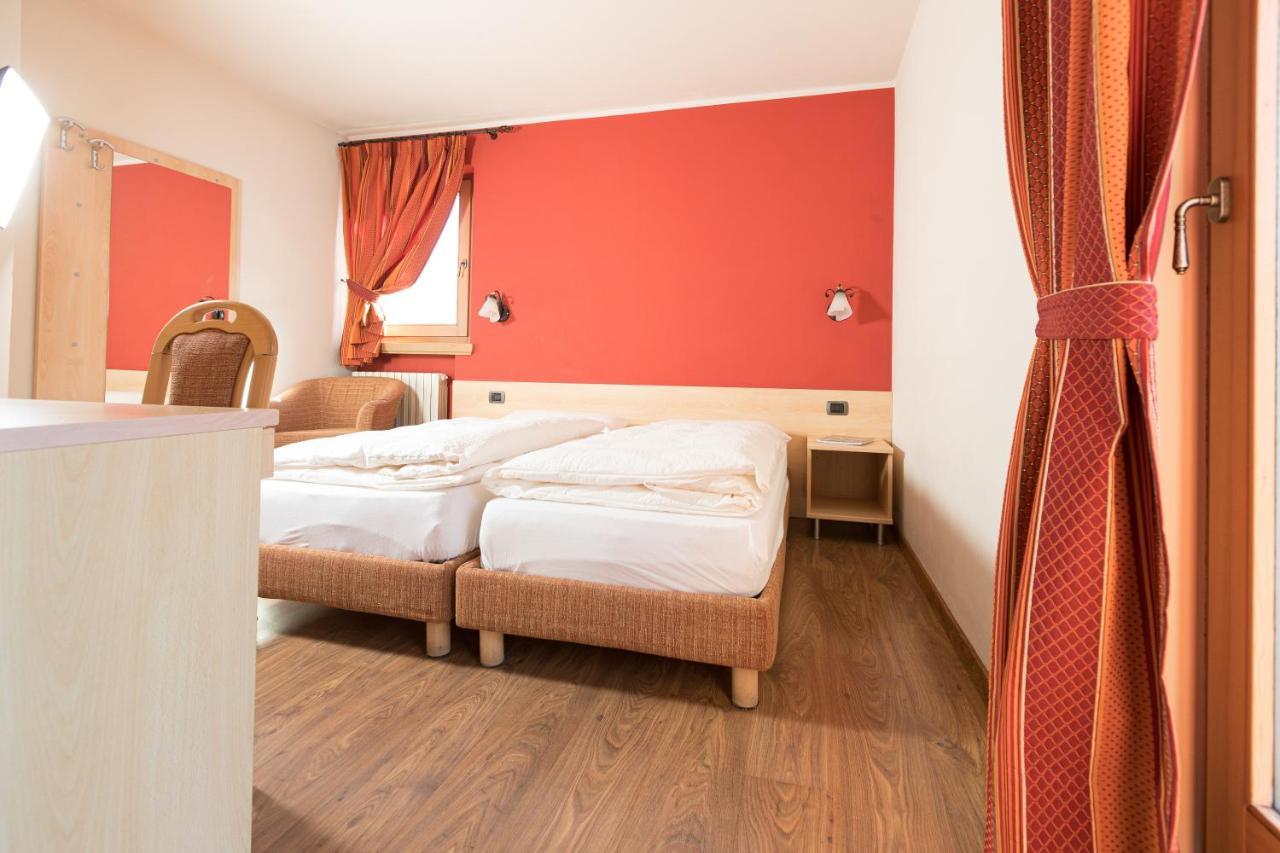 Chalet Kiara - Appartamenti Abar Ливиньо Екстериор снимка