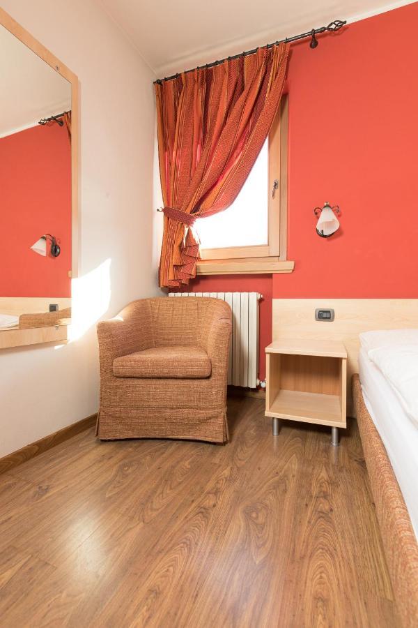 Chalet Kiara - Appartamenti Abar Ливиньо Екстериор снимка