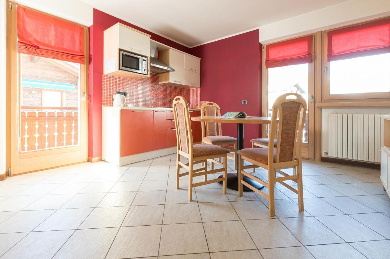 Chalet Kiara - Appartamenti Abar Ливиньо Екстериор снимка