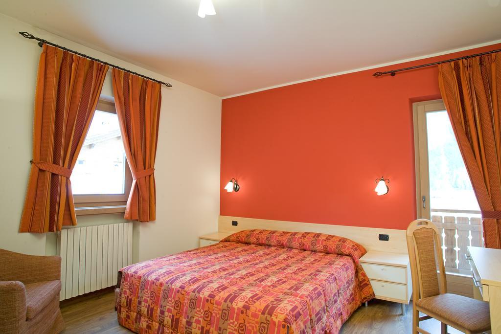 Chalet Kiara - Appartamenti Abar Ливиньо Стая снимка